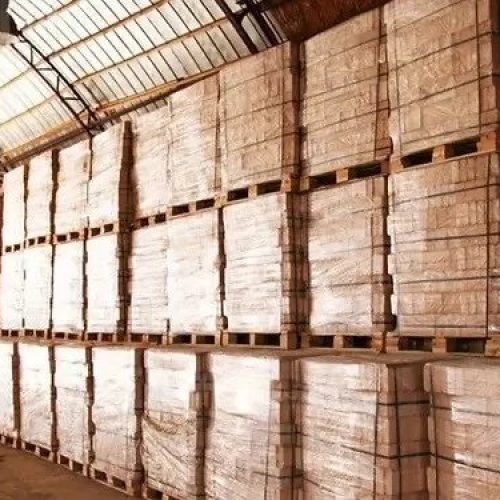 Palettes de briquettes de bois